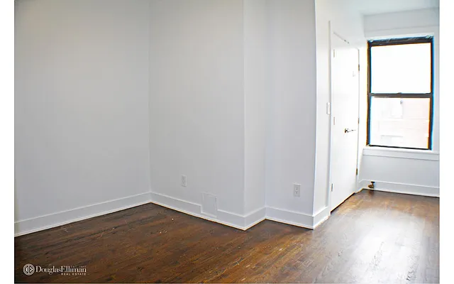 Rented by Douglas Elliman | media 20