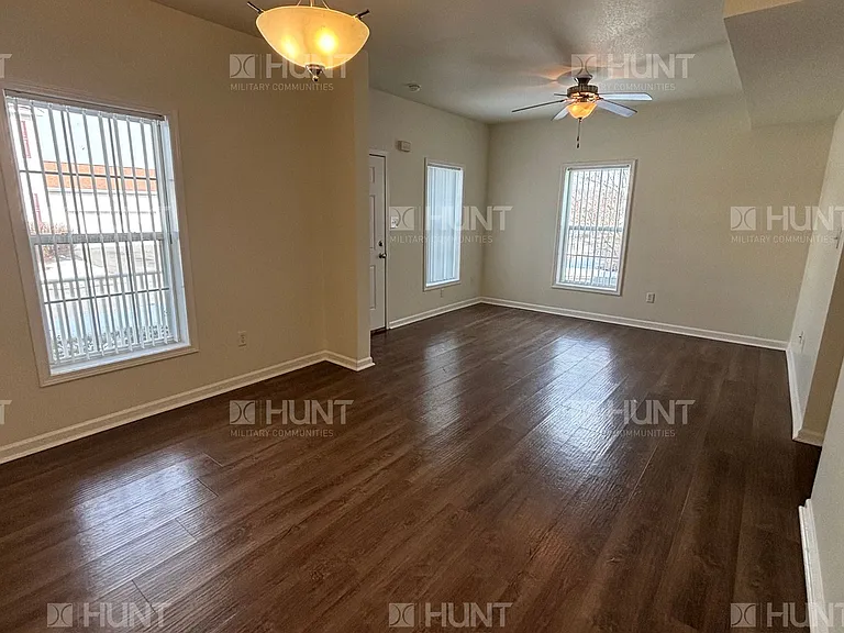123 Barrett Dr — Photo 7