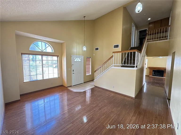 8240 Marcasel Dr — Photo 4