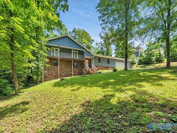 3rd image of 3516 Cedar Ln