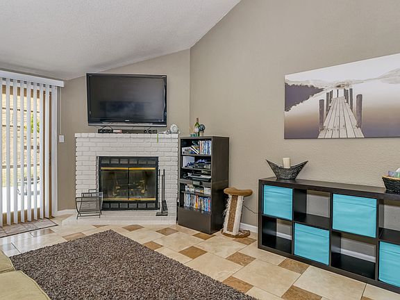 5th image of 2300 Jacqueline Dr