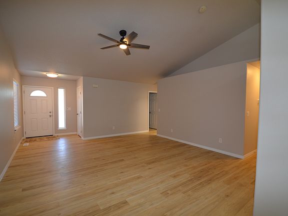4th image of 5204 NE 131st Ave