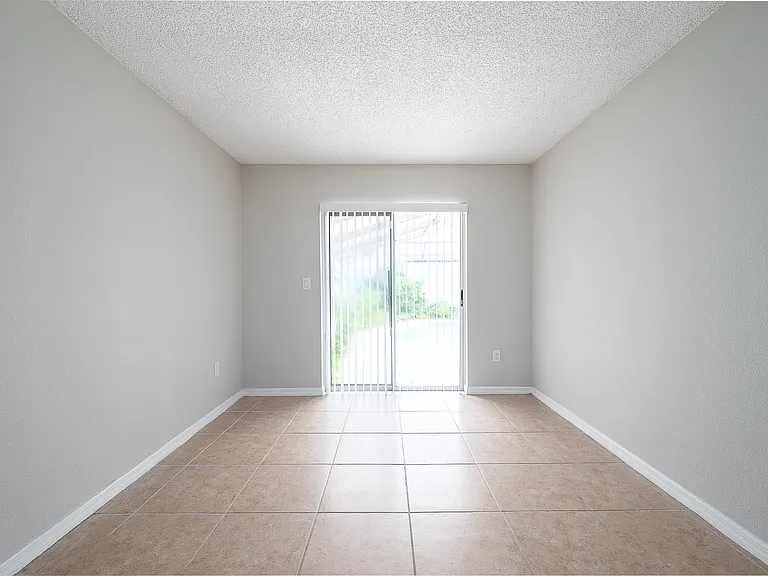 4914 Samoa Cir — Photo 10