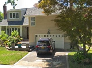 925 Midway, Woodmere, NY 11598