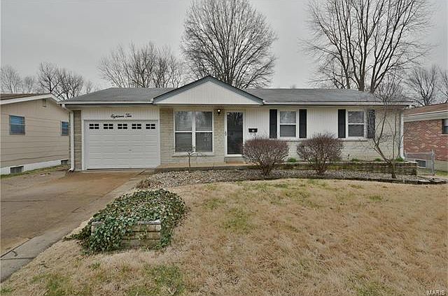 1st image of 1810 Violet Dr