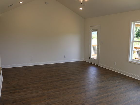 3rd image of 212 Ringgold Lot 212