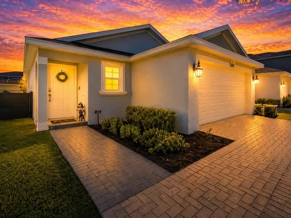 6309 NW Leafmore Lane, Port St Lucie, FL 34987
