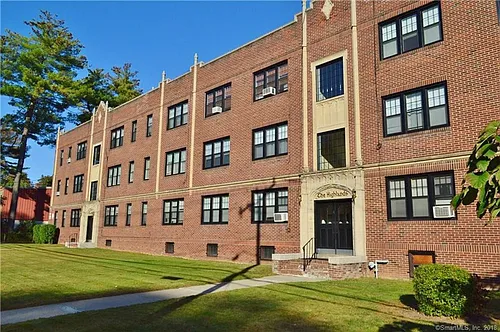 684 Farmington Ave #4-6 Photo 1