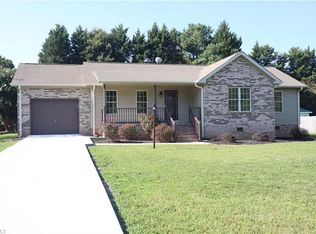 137 Ranch Dr, Reidsville, NC 27320