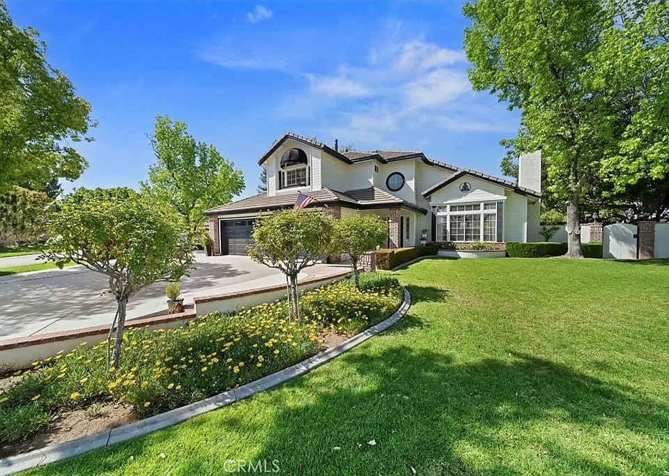 ✨coming soon✨ a2233ff6daf1c2d8985fba148a0ba1