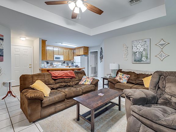 5th image of 117 Brooks Ln