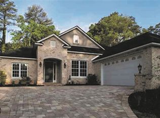 3136 Persimmon Dr, Tallahassee, FL 32312