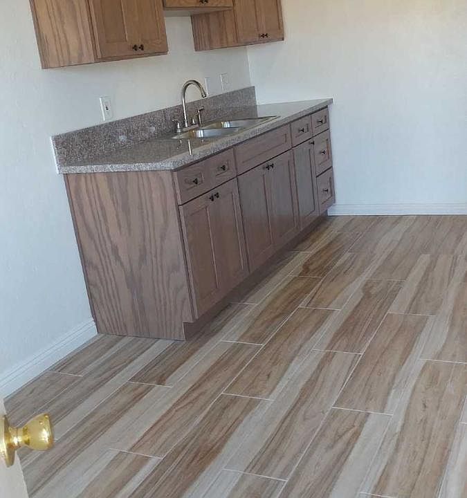 1st image of 412 E 20th St APT 6