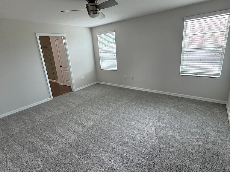 12034 Suburban Sunrise St — Photo 9
