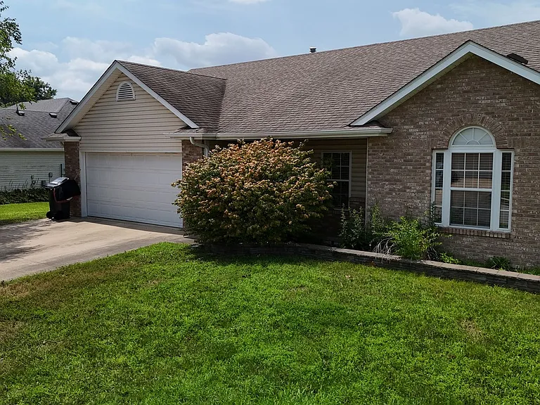 4203 Spring Cress Dr — Photo 33