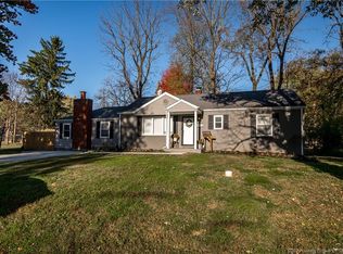 402 Mohawk Dr, Jeffersonville, IN 47130