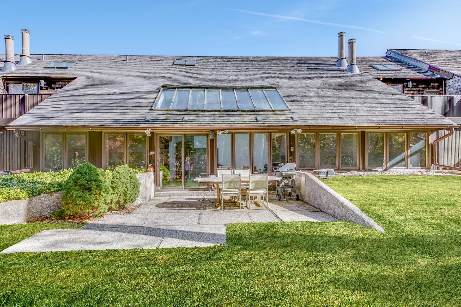 11 Dune Alpin Dr North, East Hampton, NY 11937 Out East