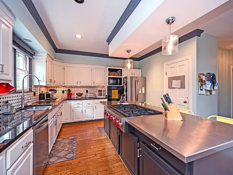 12046 Timberlake Dr — Photo 26