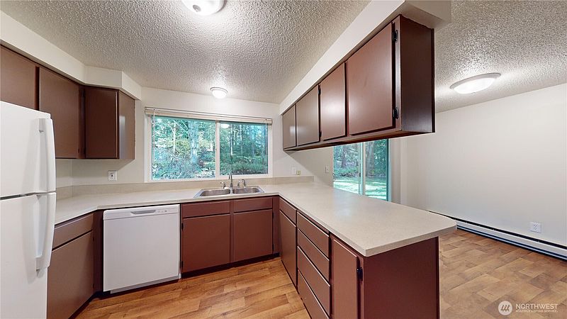 4th image of 4420 NW Ridgewood Court #A & B