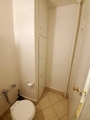 Rented by Smart NY Realty LLC | media 8