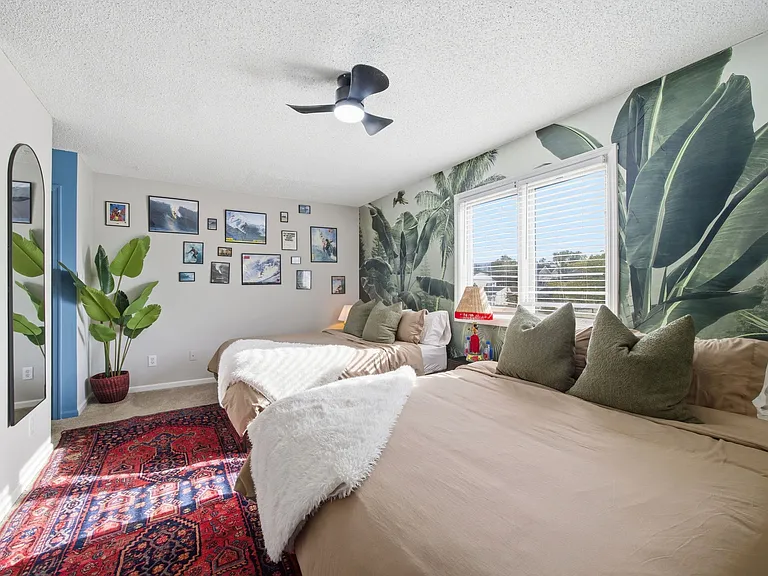 1720 Baltic Ave — Photo 17