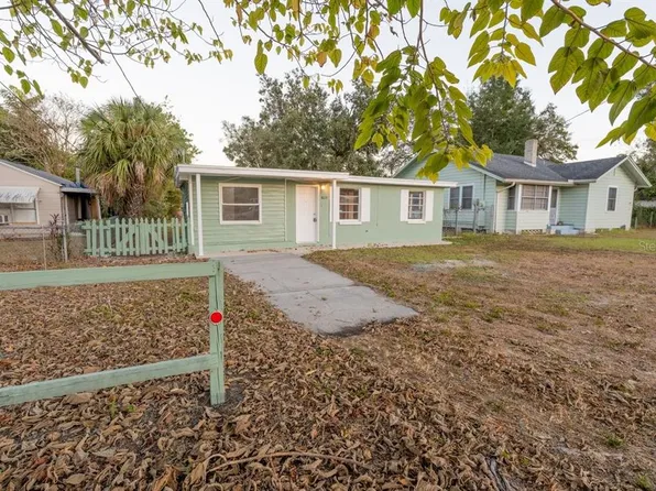 8623 N Willow Ave, Tampa, FL 33604