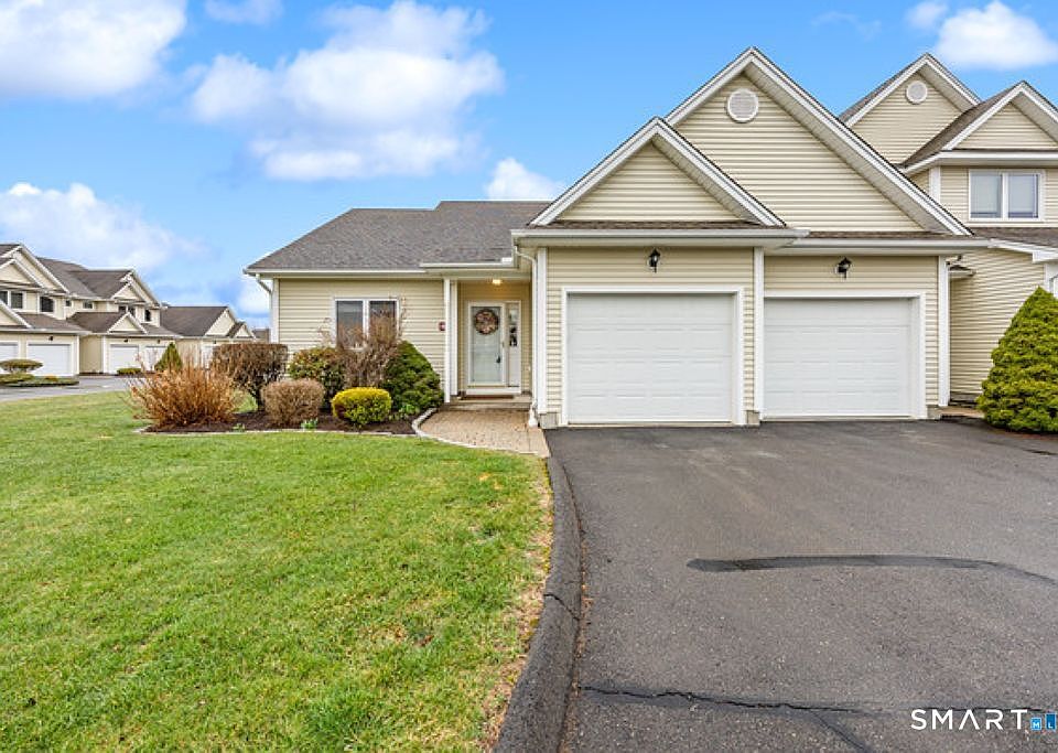 1st image of 12 Spindle Hill Road #5E