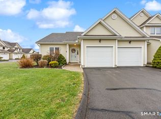 12 Spindle Hill Rd APT 5E, Wolcott, CT 06716