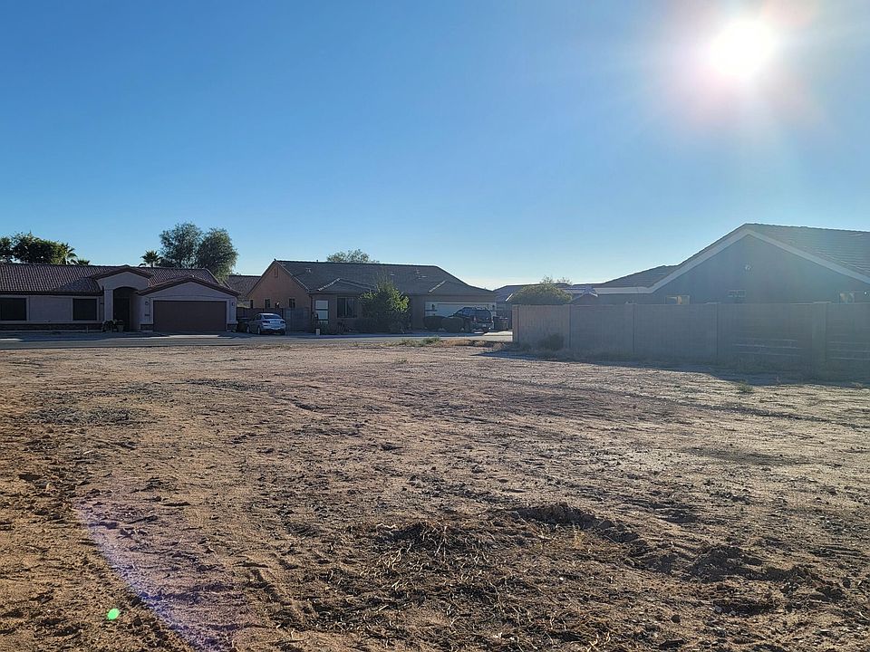 2nd image of 968 W Aztec Dr