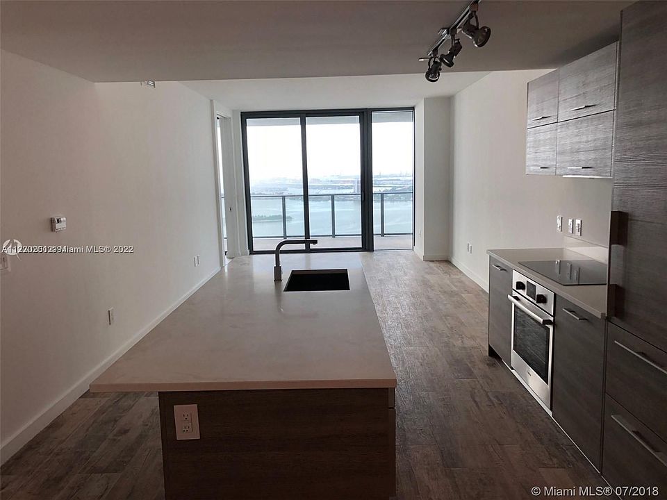 1st image of 650 NE 32nd St Unit 4005