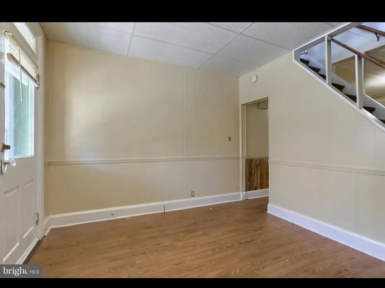 317 N Pine St — Photo 3