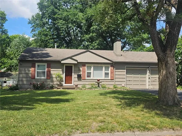 3302 S Willis Ave, Independence, MO 64055