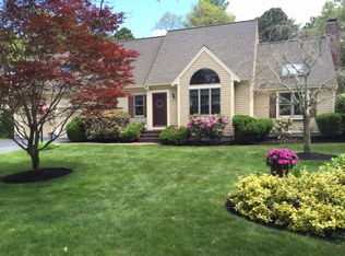 12 Belfast Ln, Mashpee, MA 02649