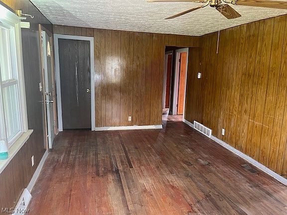 4th image of 1638 Madison Ave