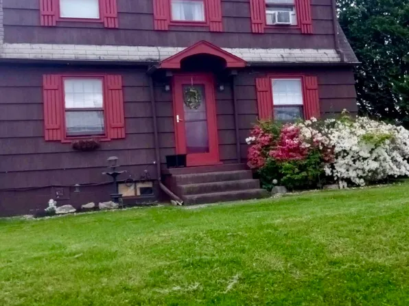 2011 Mill Ln, Williamsport, PA 17701
