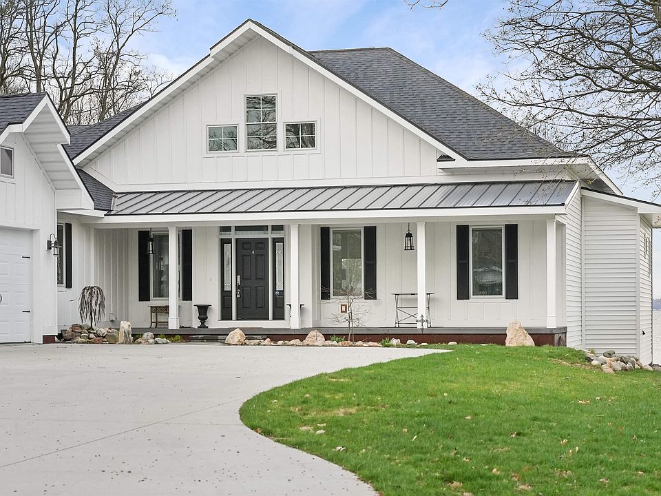 1834 S Lake Mitchell Dr, Cadillac, MI 49601 MLS 1913260 Zillow