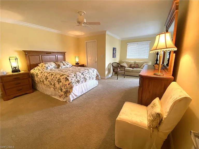 555 Park Shore Dr #B-407 — Photo 19