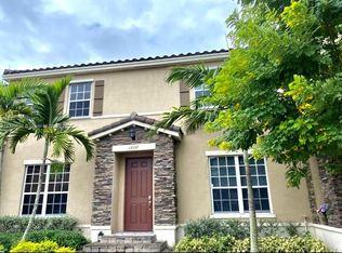17157 SW 94th St, Miami, FL 33196