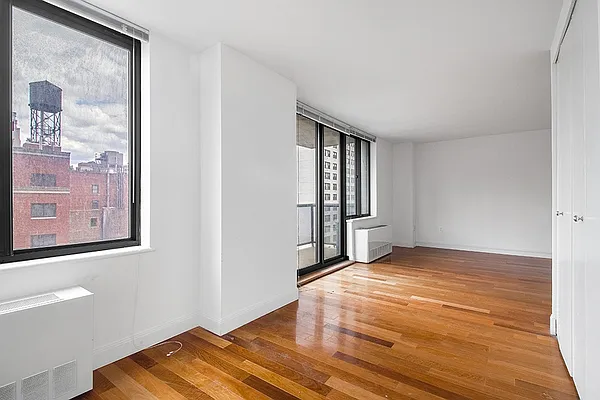 Rented by Mirador Real Estate | media 20