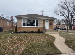 8103 Hamlin Ave, Skokie, IL 60076