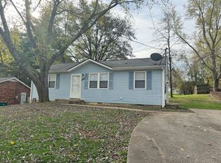244 Raintree Dr, Clarksville, TN 37042