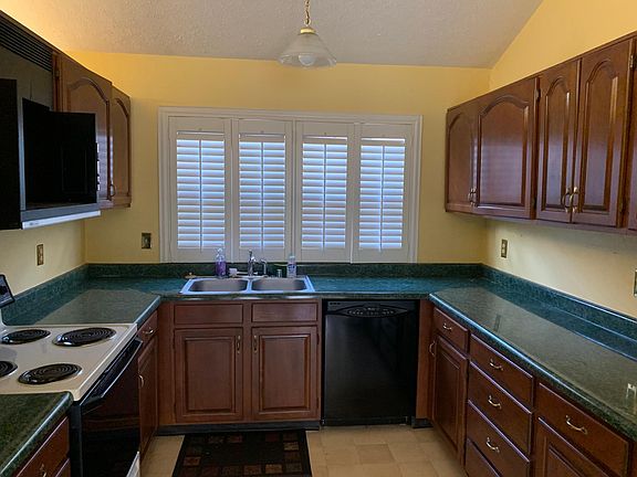 3rd image of 755 Liberty Hill Dr