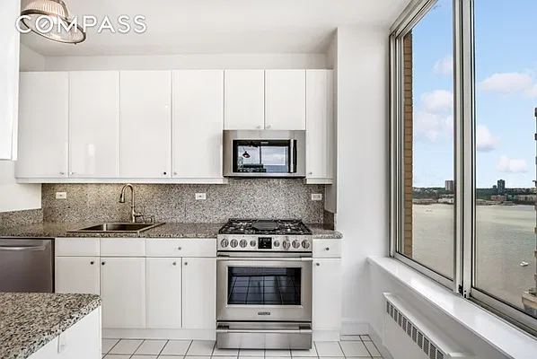 Sold by Compass | media 5