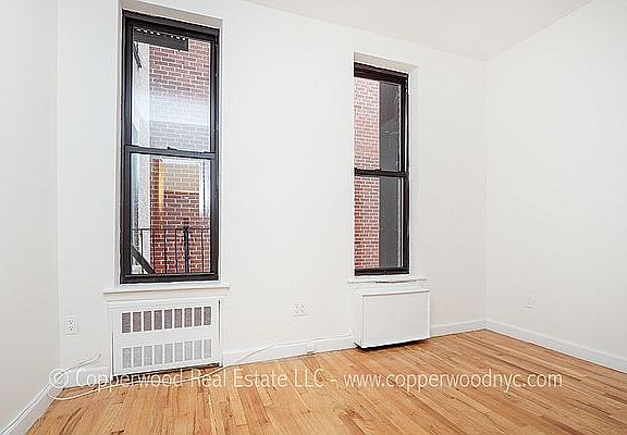 4th image of 1590 1st Ave APT 2A