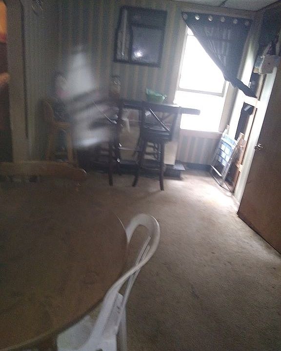 36 lake street Den