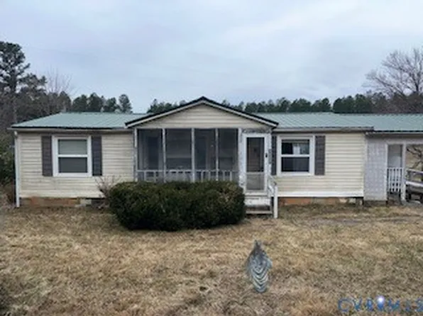 1857 Hodnetts Rd, Gretna, VA 24557