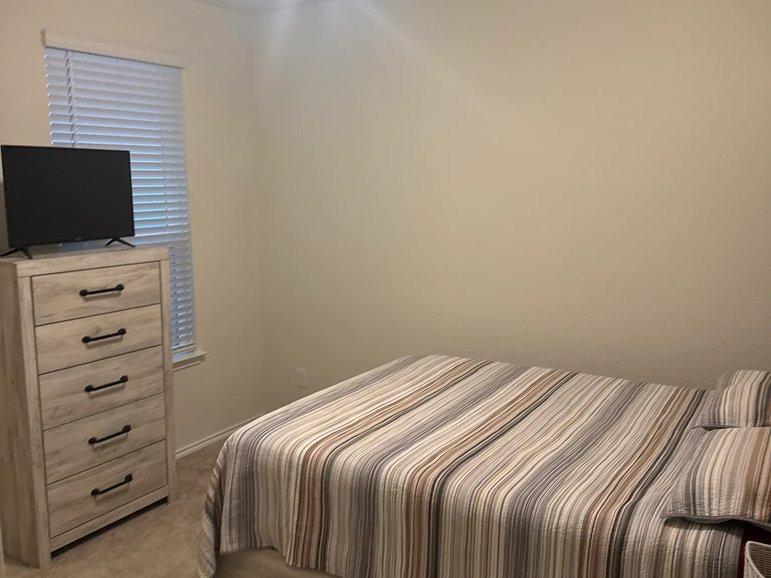 4 bed, 1846 sqft, $2,500 — Photo 4