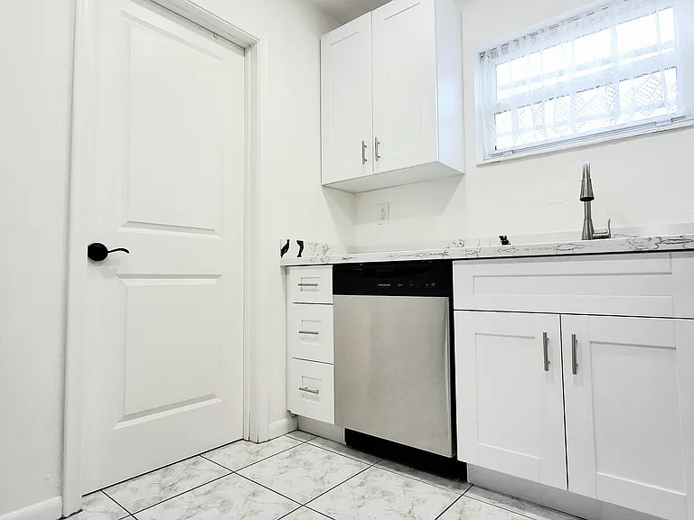 4532 Bougainvilla Dr #12 — Photo 13