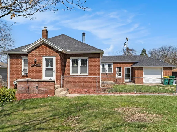 43294 E Huron River Dr, Van Buren Township, MI 48111