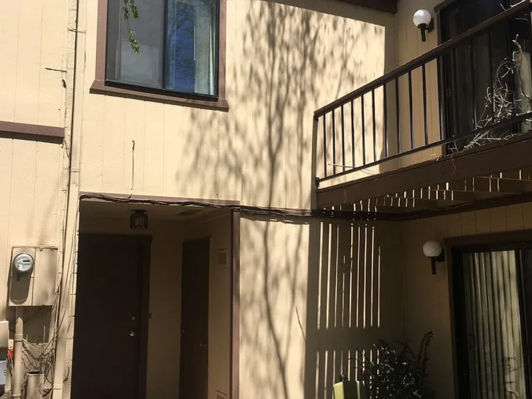 3850 N Fanning Dr #F2 — Photo 3